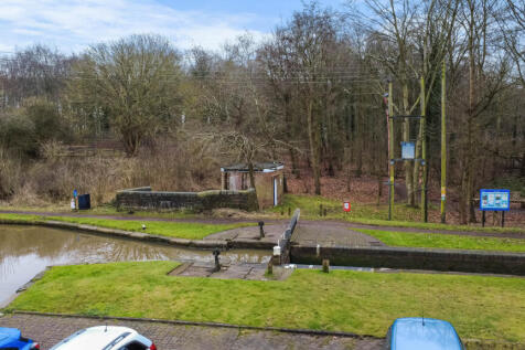 Wharf House canal view