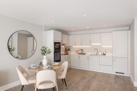 Kitchen/Dining Area