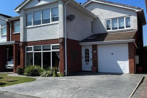 0a Angled Front of House.jpeg
