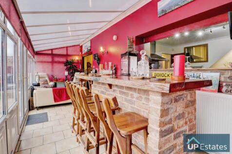 Conservatory Bar Area