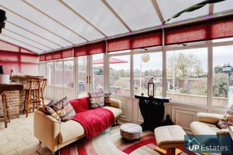 Conservatory Bar Area