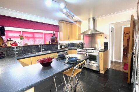 9 Kitchen from back door.jpeg