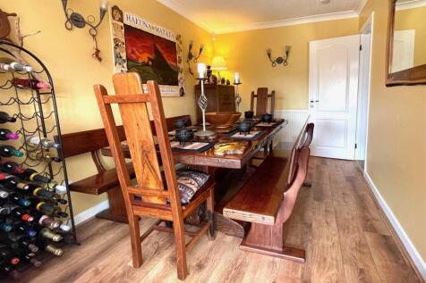 11 Diningroom from Conservatory.jpeg