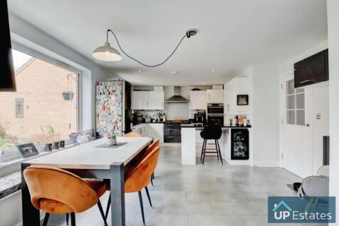 Living Kitchen Diner