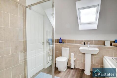 Top Floor Shower Room