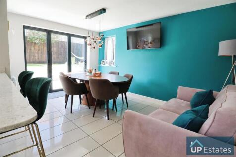 DINING AREA/ LIVING AREA