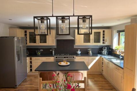 Kitchen Diner.jpeg