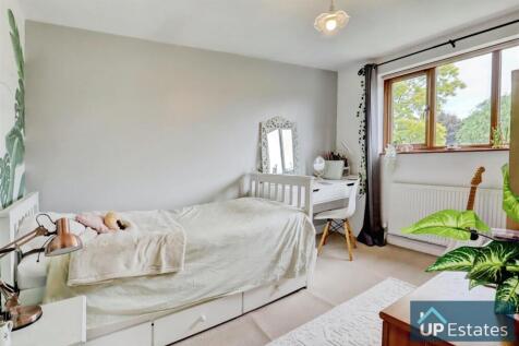 Bedroom3.jpg