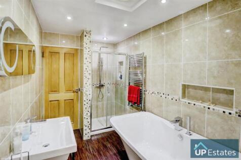 Bathroom1.jpg