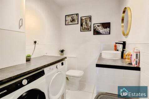 Utility Room/WC