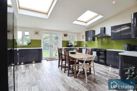 KITCHEN/ DINER