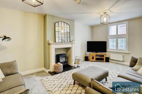 Formal Lounge