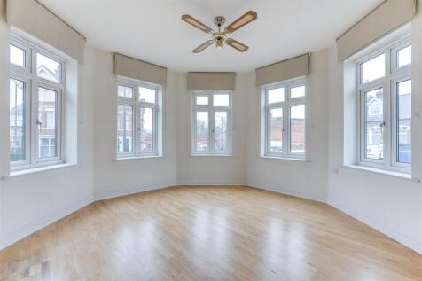 3 Pasters Court-3.jpg
