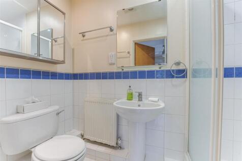 3 Pasters Court-13.jpg