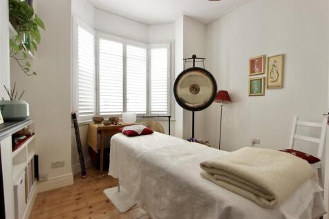 1. Front Room.jpg