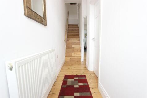 3. Hallway.jpg