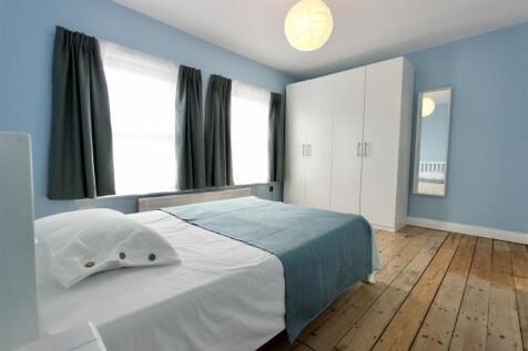 16. Bedroom 2.jpg