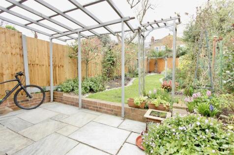 11. Garden.jpg