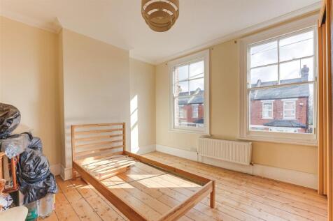 24 Cedar Road-15.jpg