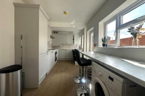 Kitchen I.jpg