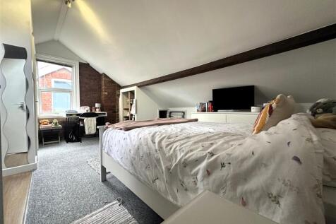 Bedroom 5 I.jpg