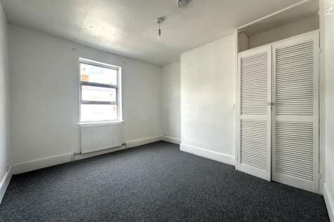 Bedroom 2.jpg