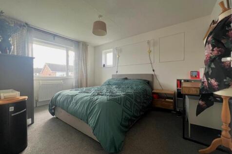 Bedroom 3 II.jpg