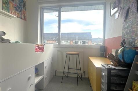 Bedroom 3.jpg