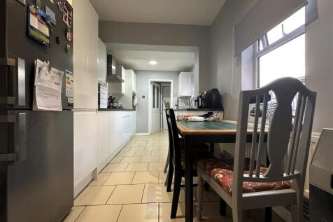 Kitchen I.jpg