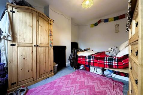 Bedroom 3.jpg