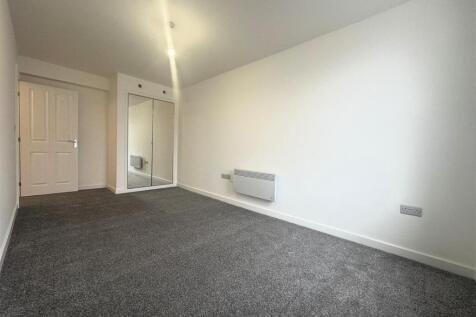 Bedroom 2 II.jpg