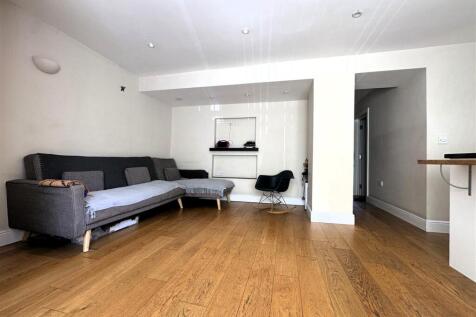 Lounge I.jpg