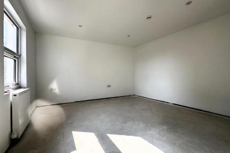 Bedroom 3.jpg
