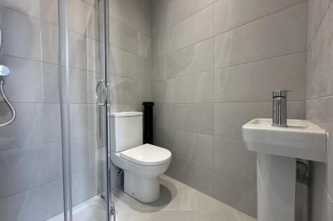 En-Suite Shower Room.jpg
