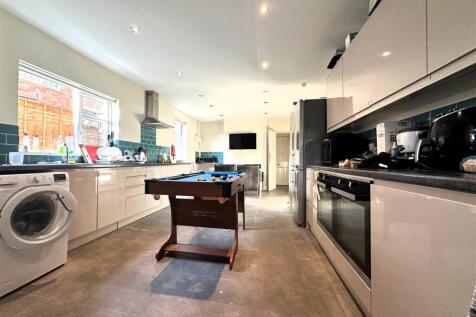Kitchen I.jpg