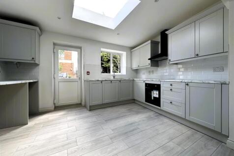 Kitchen I.jpg
