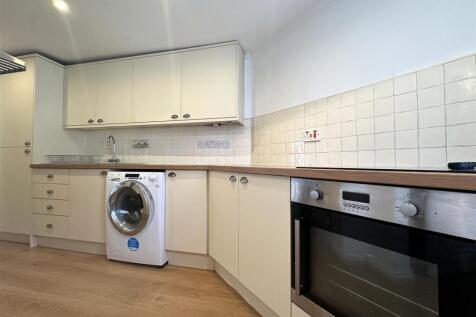 Kitchen II.jpg