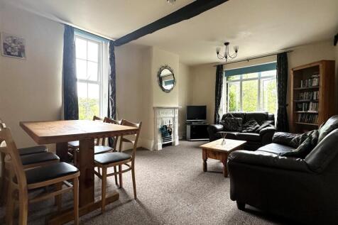 Lounge Diner II Online.jpg