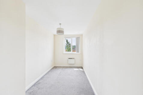 CAM01354G0-PR0545-STILL003