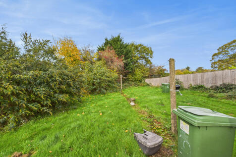 CAM01354G0-PR0613-STILL013