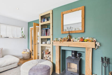 CAM02536G0-PR0024-STILL004