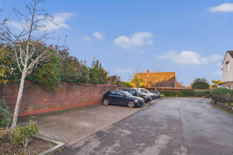 CAM02536G0-PR0026-STILL003