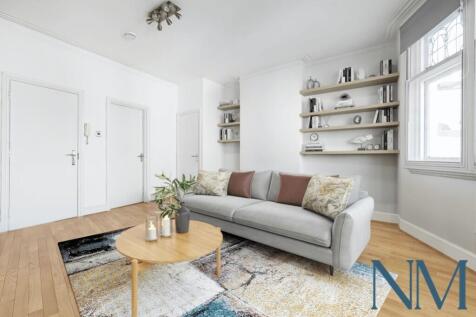 Charming One Bedroom Apartment in the Heart of Ri