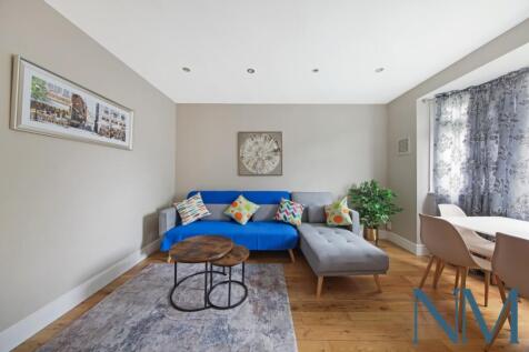 2 bed First Floor apartment in Coulsdon