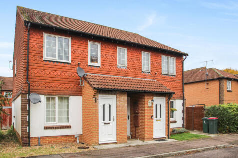 Investment Opportunity - 1 Bedroom Maisonette - M