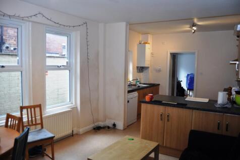 Dining Area/Kitchen