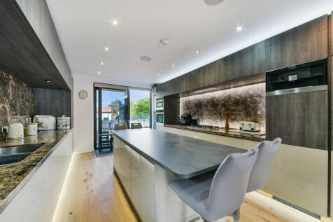 Eden Lodges