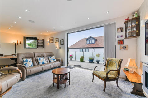 Eden Lodges
