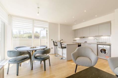Show apartment