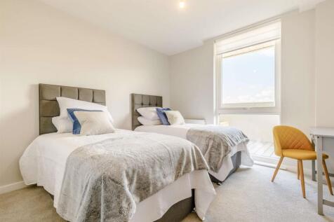 Show apartment
